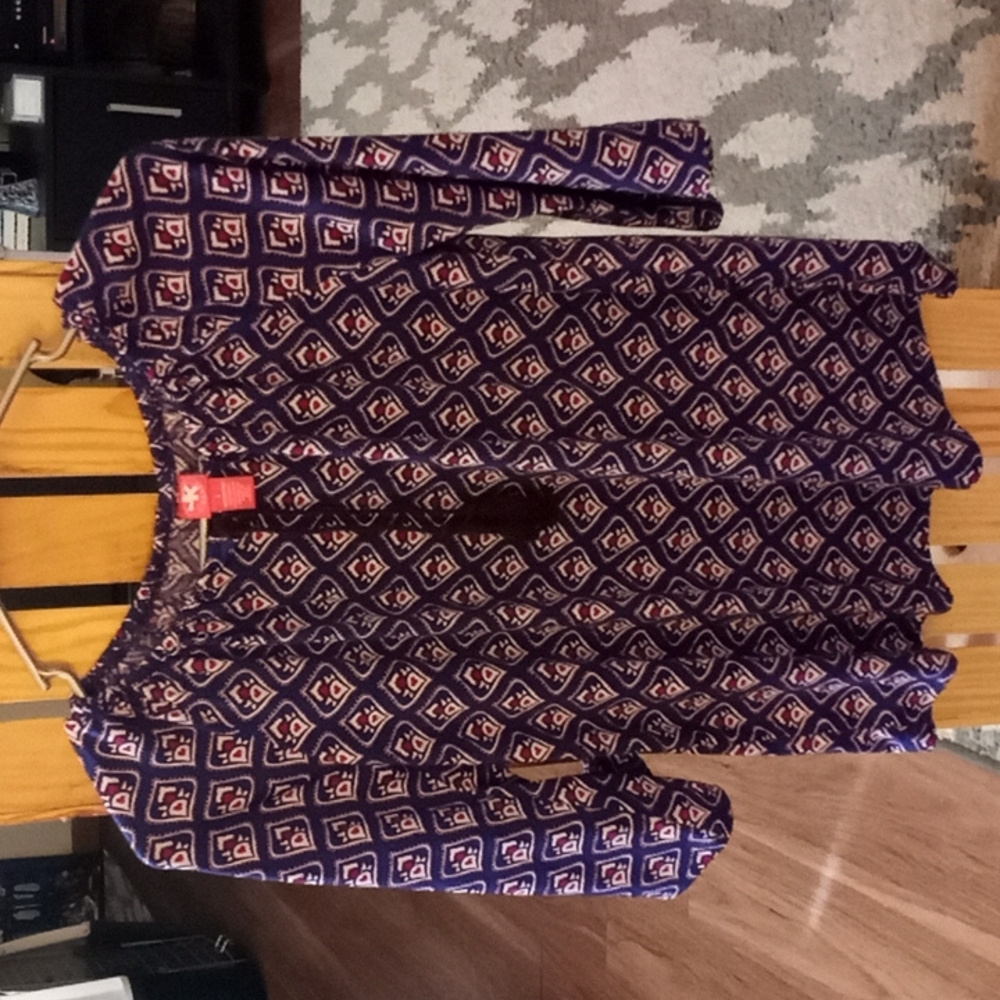 Girls 3/4 sleeve shirt